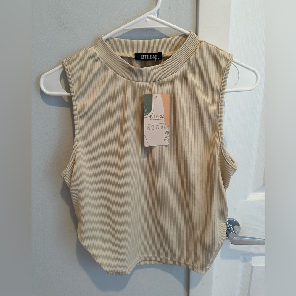 NWT BTFBM Cropped mock-neck tank, size M